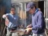 「タカハシさん、早く扇いで!」「時差ボケが・・・」